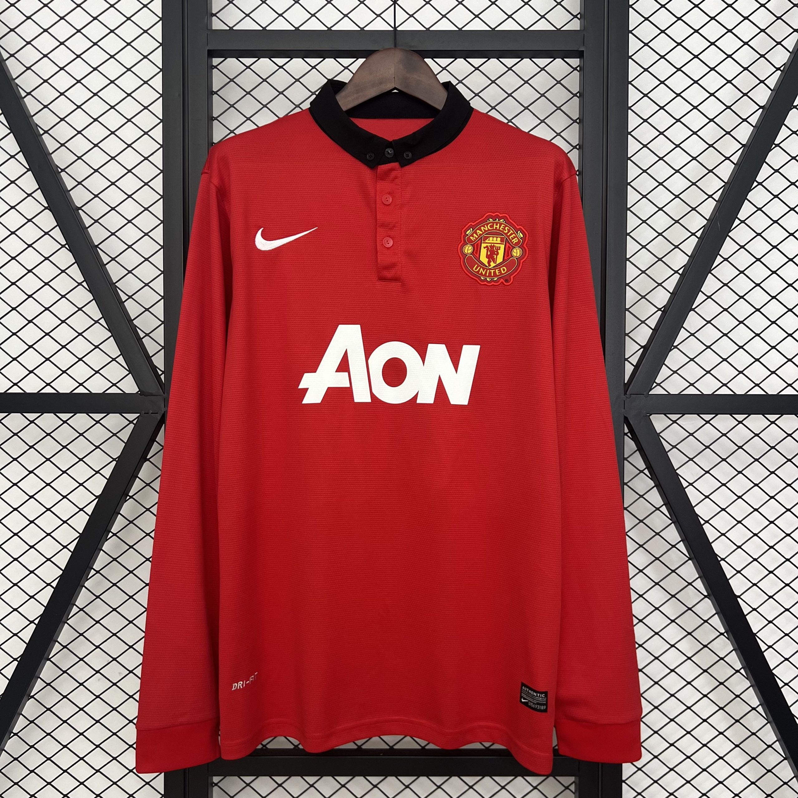 Manchester United Retro Home Long Sleeve Football Jersey Shirt 2013/14