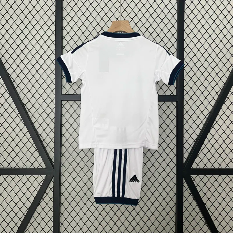 Real Madrid Retro Jersey Home Kids Kit Jersey+Shorts 2012/13 - Image 2