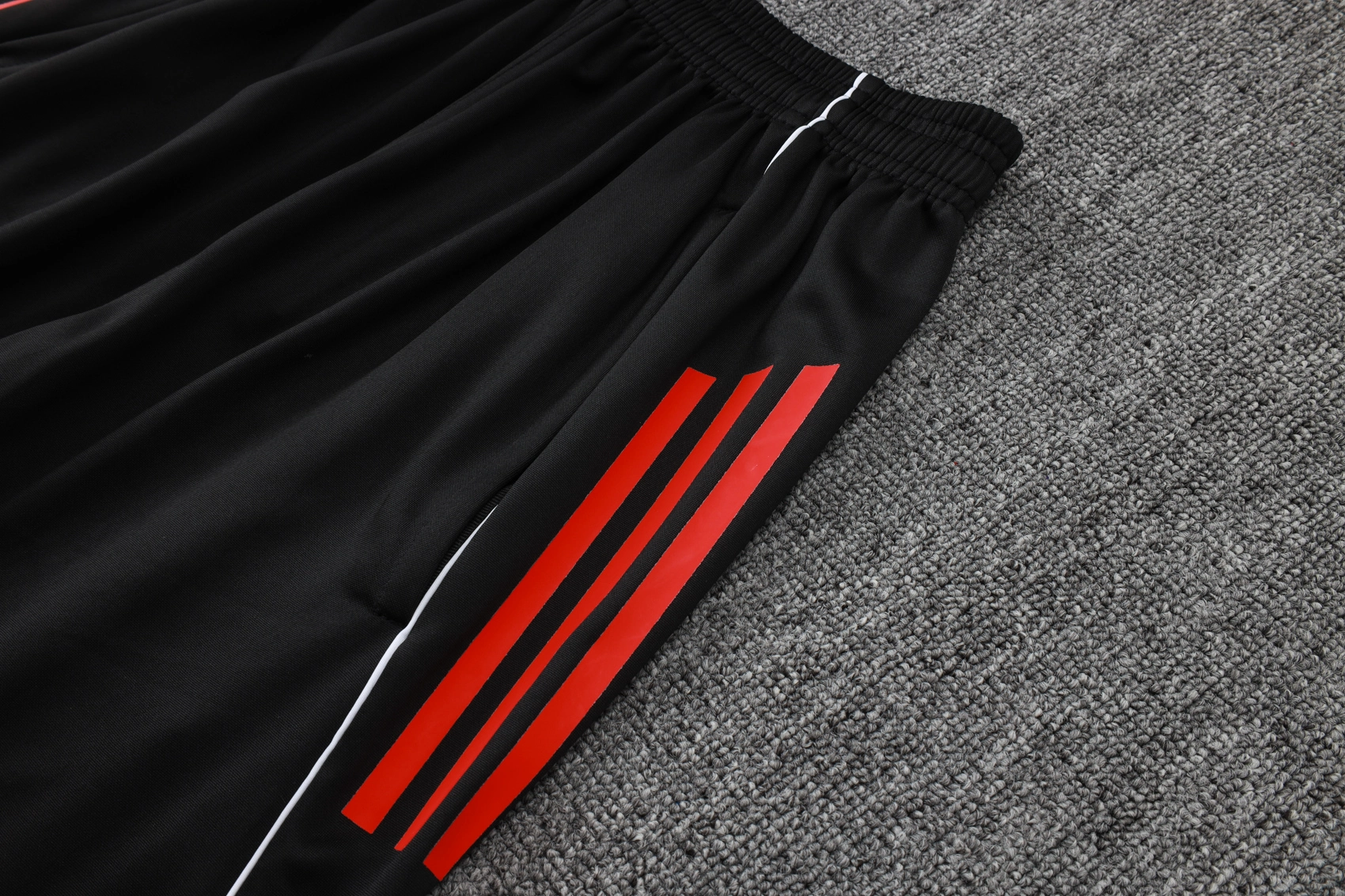 Arsenal Training Jersey Kit Red 2025/26 - Image 3