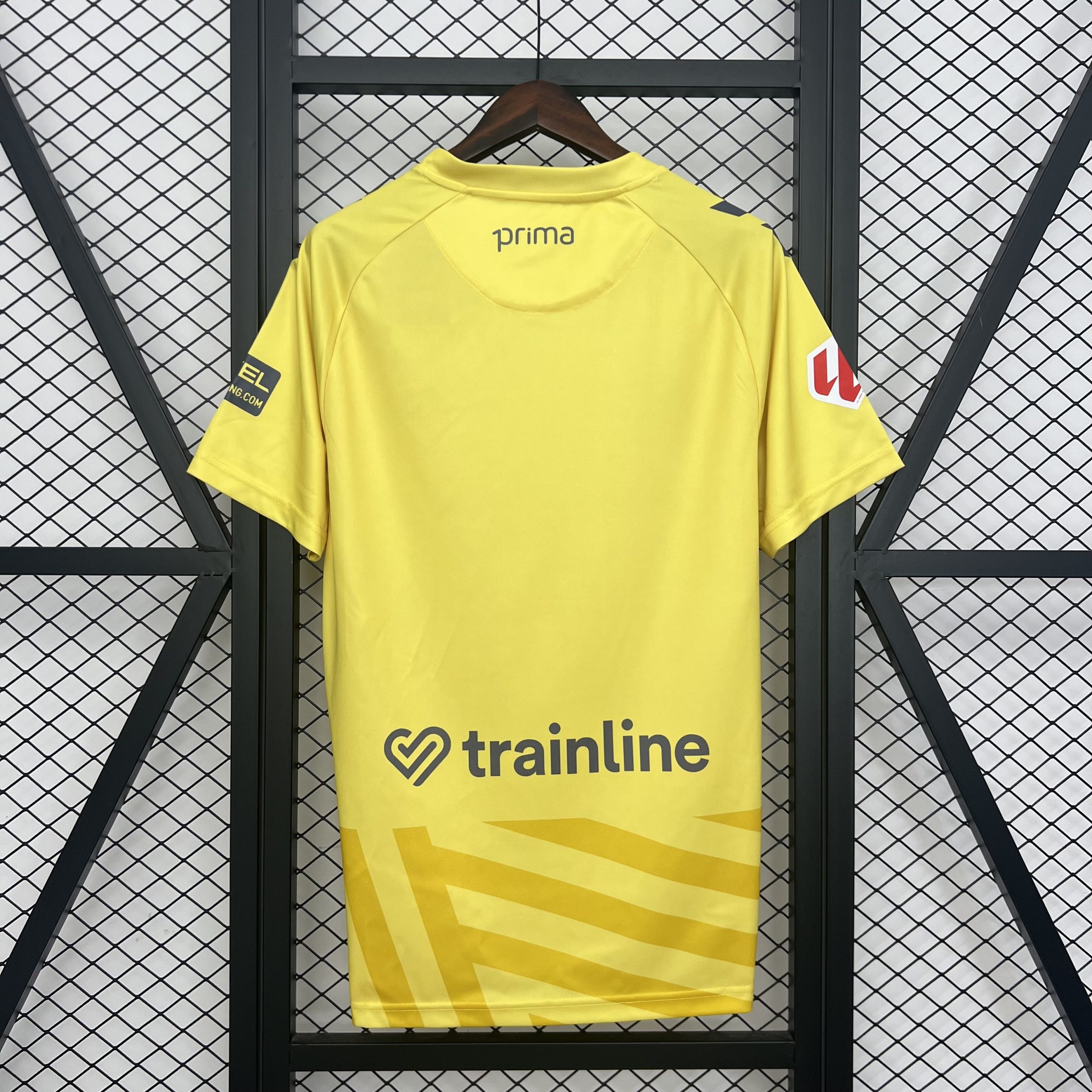 Real Betis Yellow Goalkeeper Custom Soccer Jersey 2025/26 - Image 2