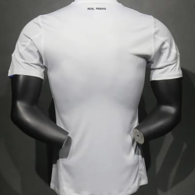 Alternative view of Real Madrid  Retro Jersey Home Soccer Shirt 2010/11