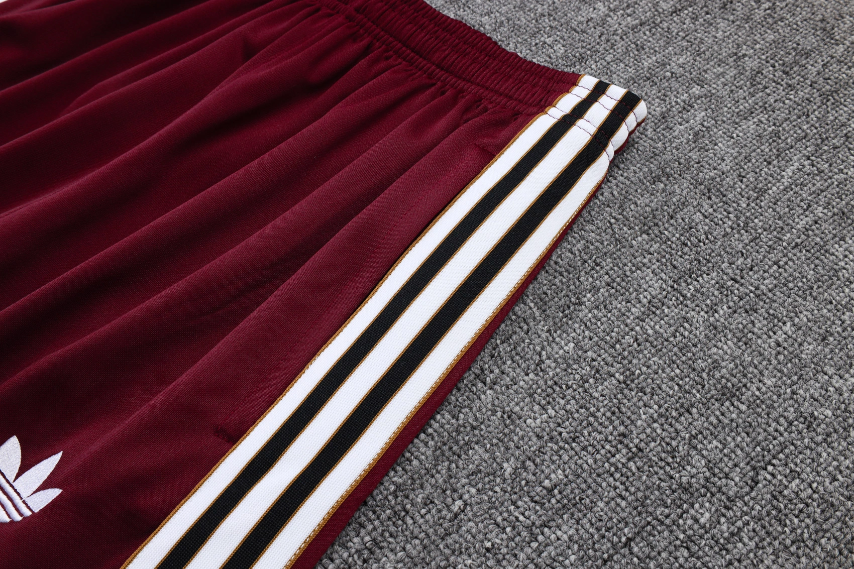 Ajax Training Kit (Jacket+Pants) Deep Red 2025/26 - Image 5