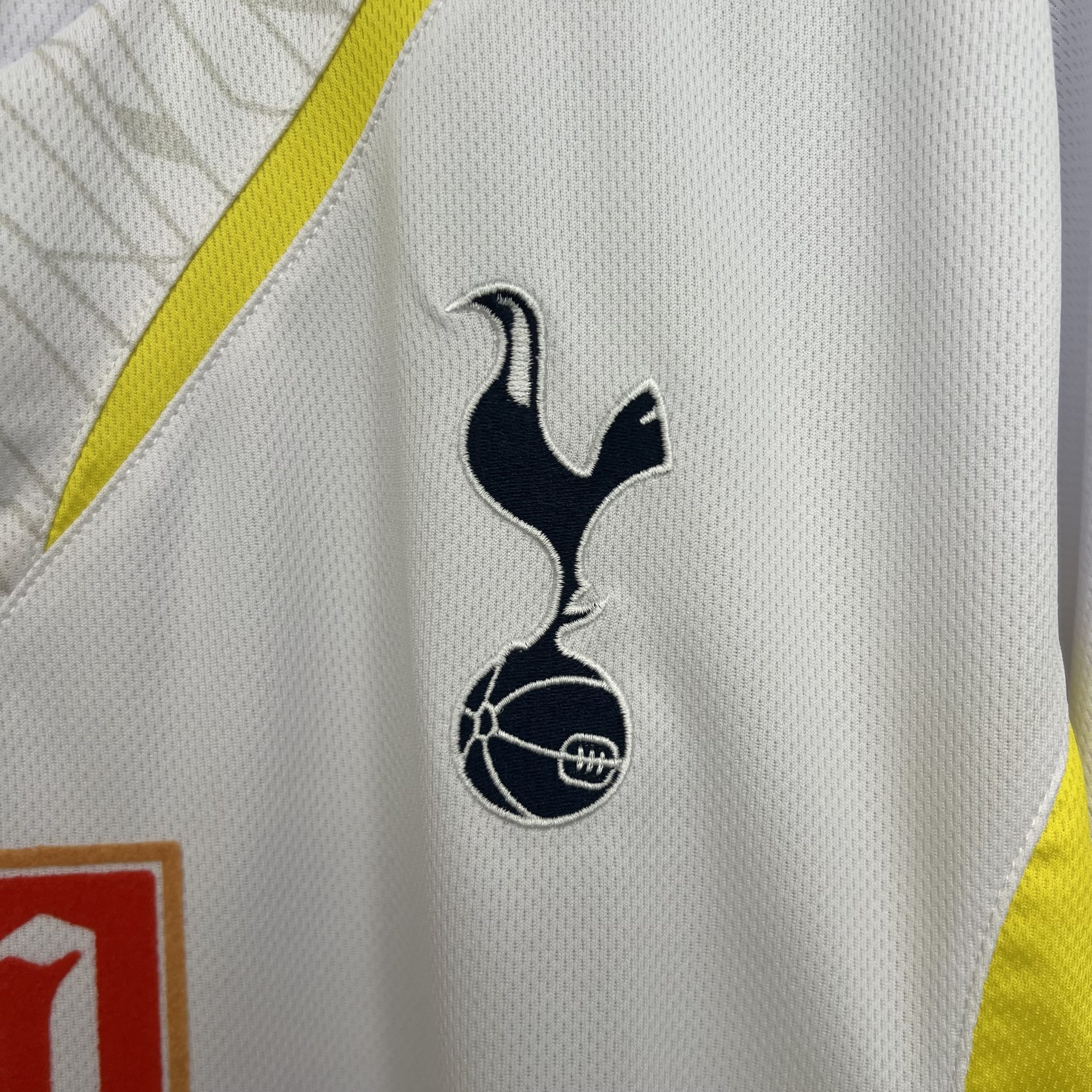 Tottenham Hotspur Retro Football Jersey Home Custom Shirt 2009/10 - Image 5