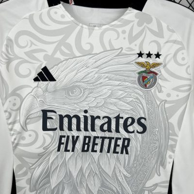 Alternative view of Benfica Soccer Jersey Training Custom Shirt 2025/26