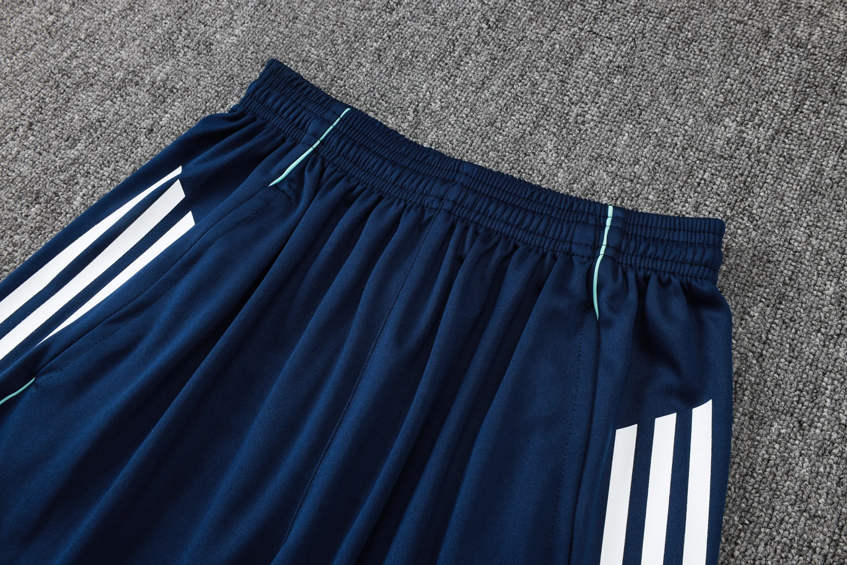 Arsenal Training Jersey Kit Green 2025/26 - Image 5