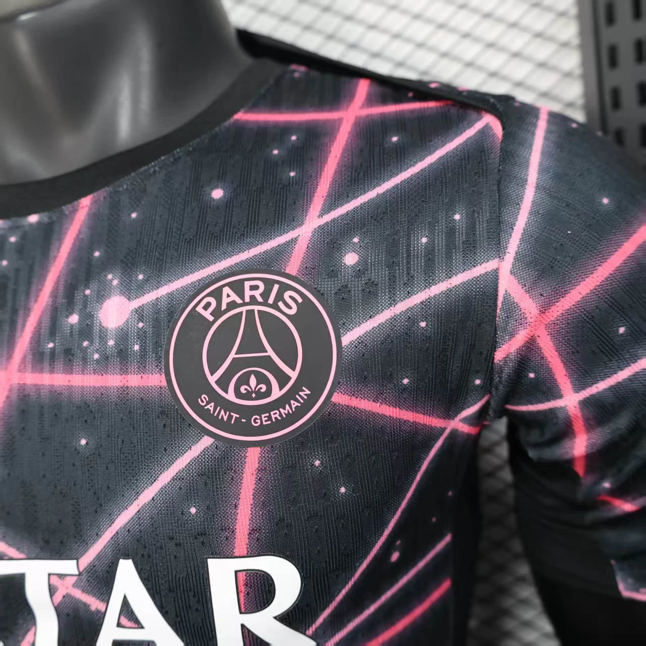 Soccer Jersey PSG Training Shirt 2025/26 - Image 4