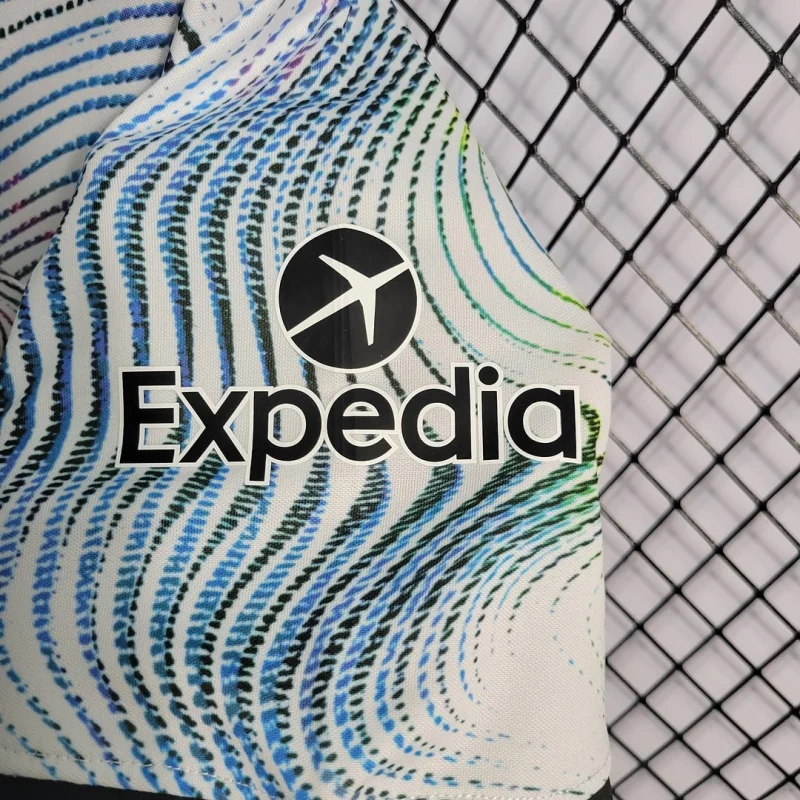 Liverpool Football Jersey Away Custom Shirt 2022/23 - Image 4