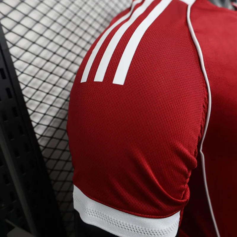 Liverpool Football Jersey Home Shirt 2025/26 - Image 6