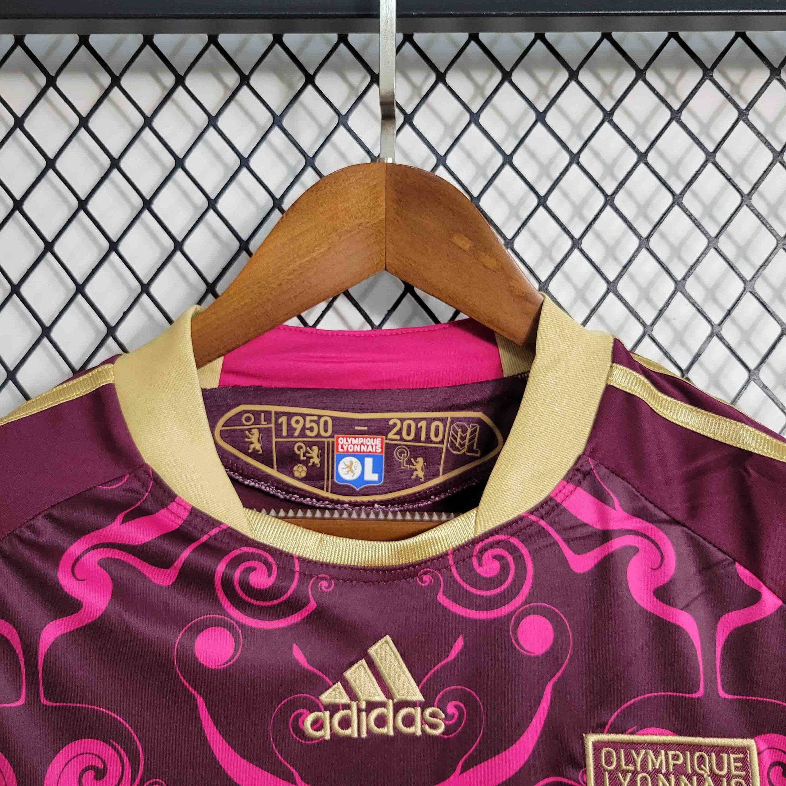 Olympique Lyonnais Retro Football Jersey Away Custom Shirt 2010-11 - Image 3