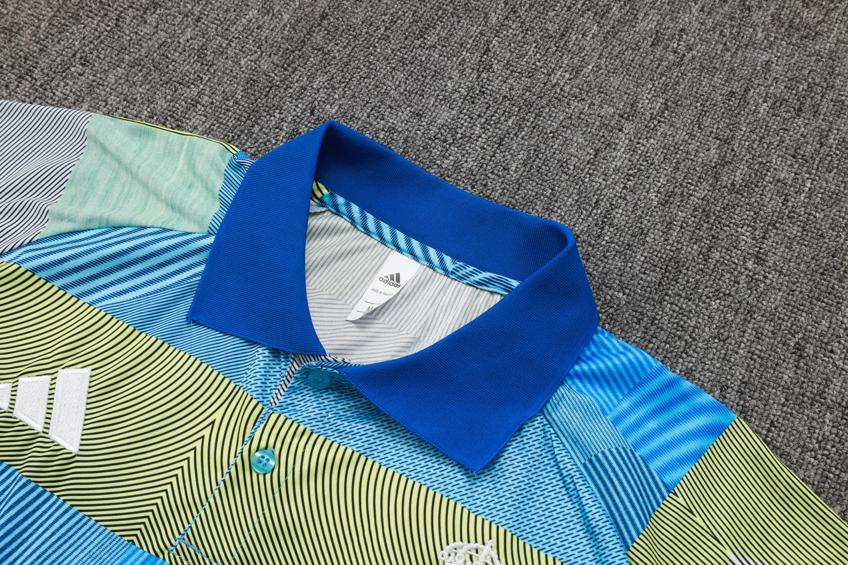 Real Madrid Training Kit (Polo+Pants) Green 2025/26 - Image 4