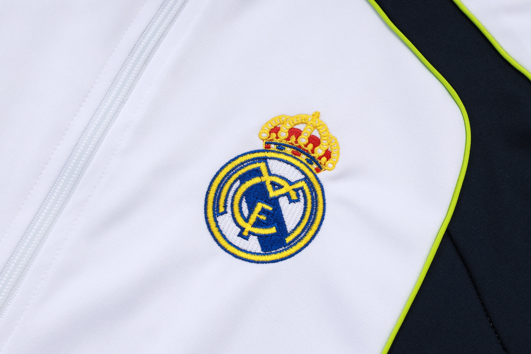 Real Madrid Training Kit (Jacket+Pants) White 2025/26 - Image 6