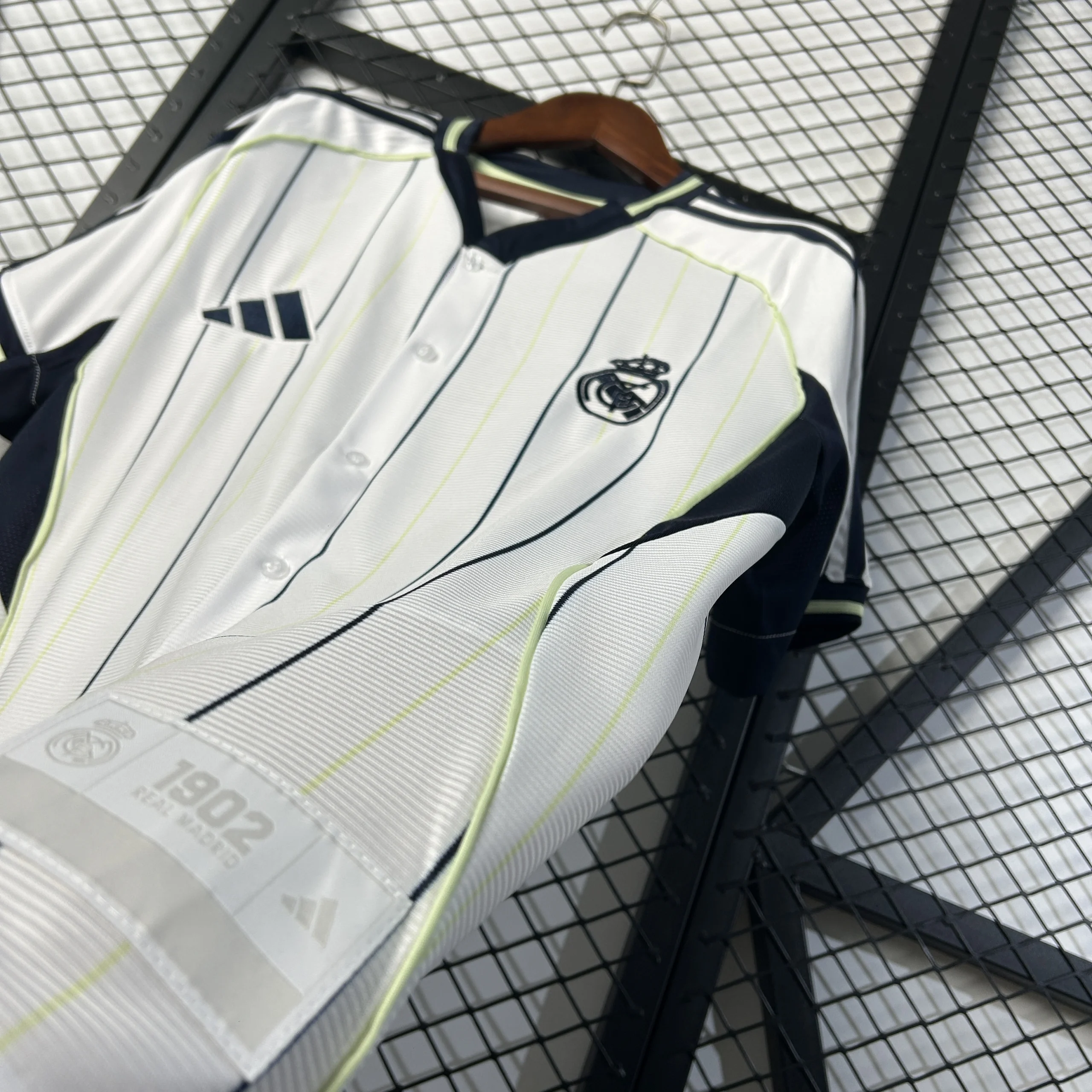 Real Madrid US Pack Custom Shirt 2025/26 - Image 5