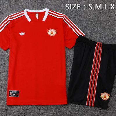 Alternative view of Manchester United Training Jersey Kit Red 2025/26