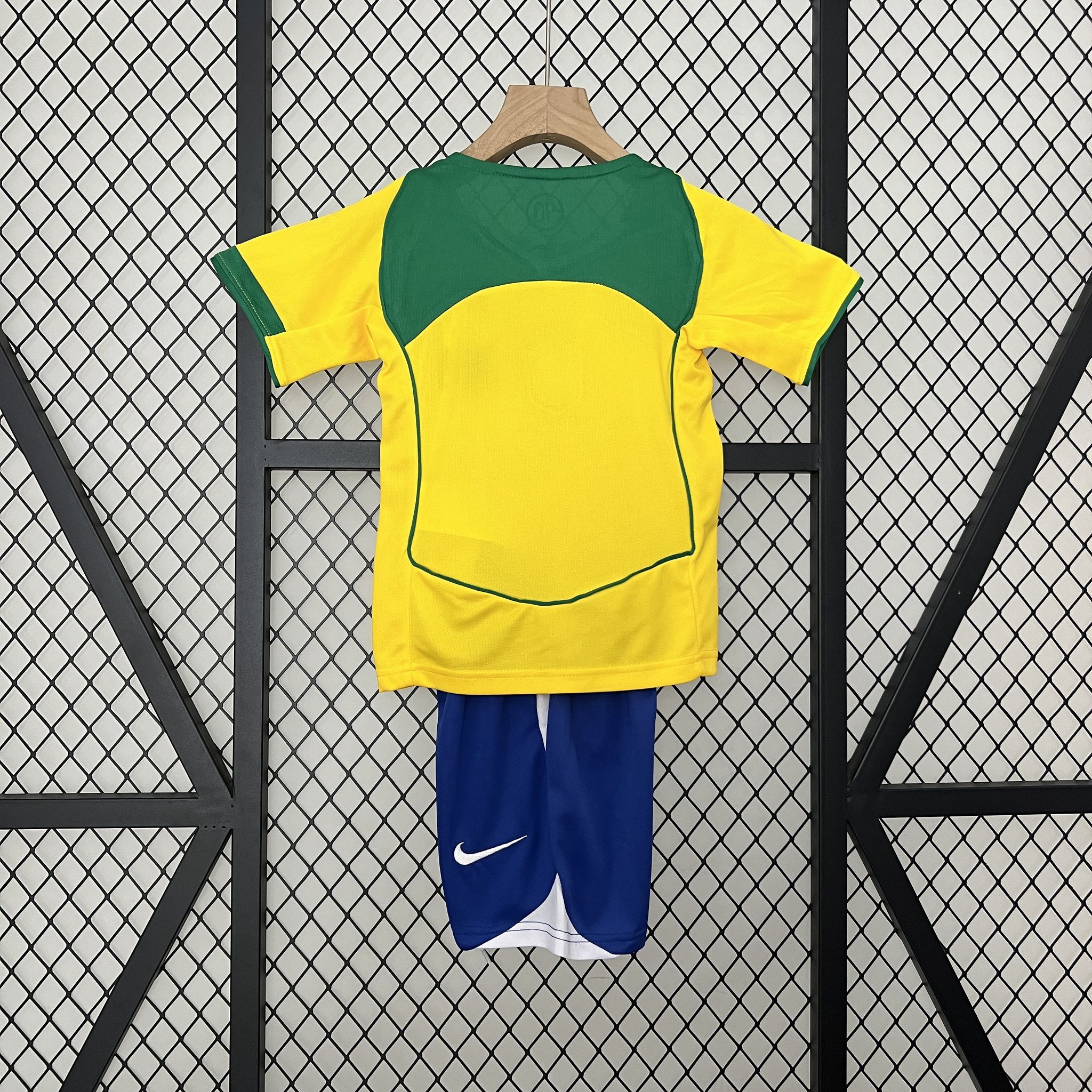 Brazil Retro Jersey Home Uniform Kids Kit Jersey+Shorts 2004 - Image 2