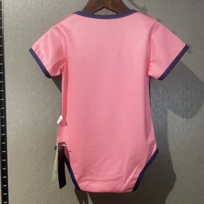 Alternative view of Real Madrid Soccer Jersey Pink Baby Uniform 2025/26