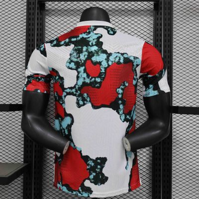 Alternative view of Bayern Munich Pre-Match Jersey Player Version 2024/25