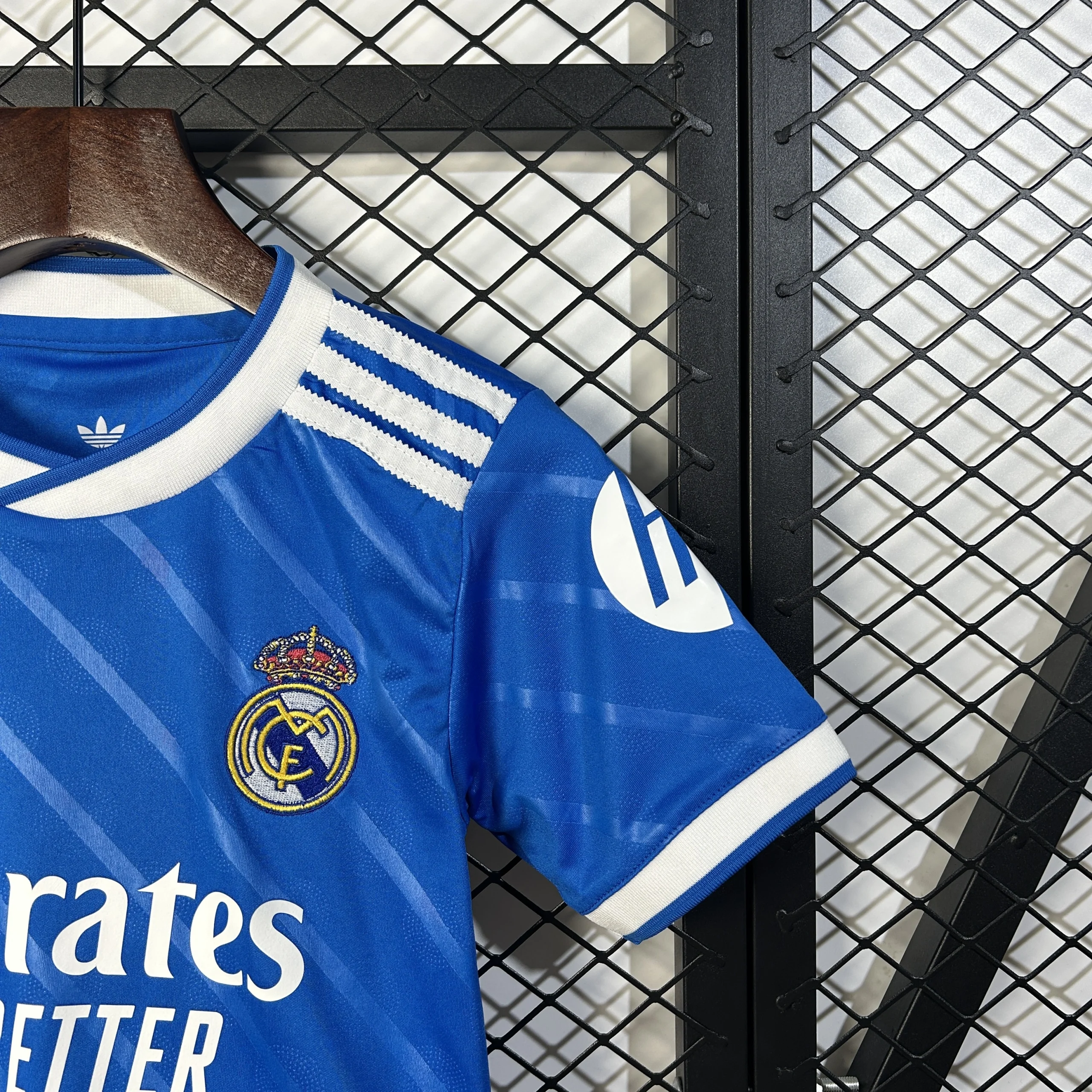 Real Madrid Soccer Jersey Third Away Kids Kit Jersey+Shorts 2025/26 - Image 3