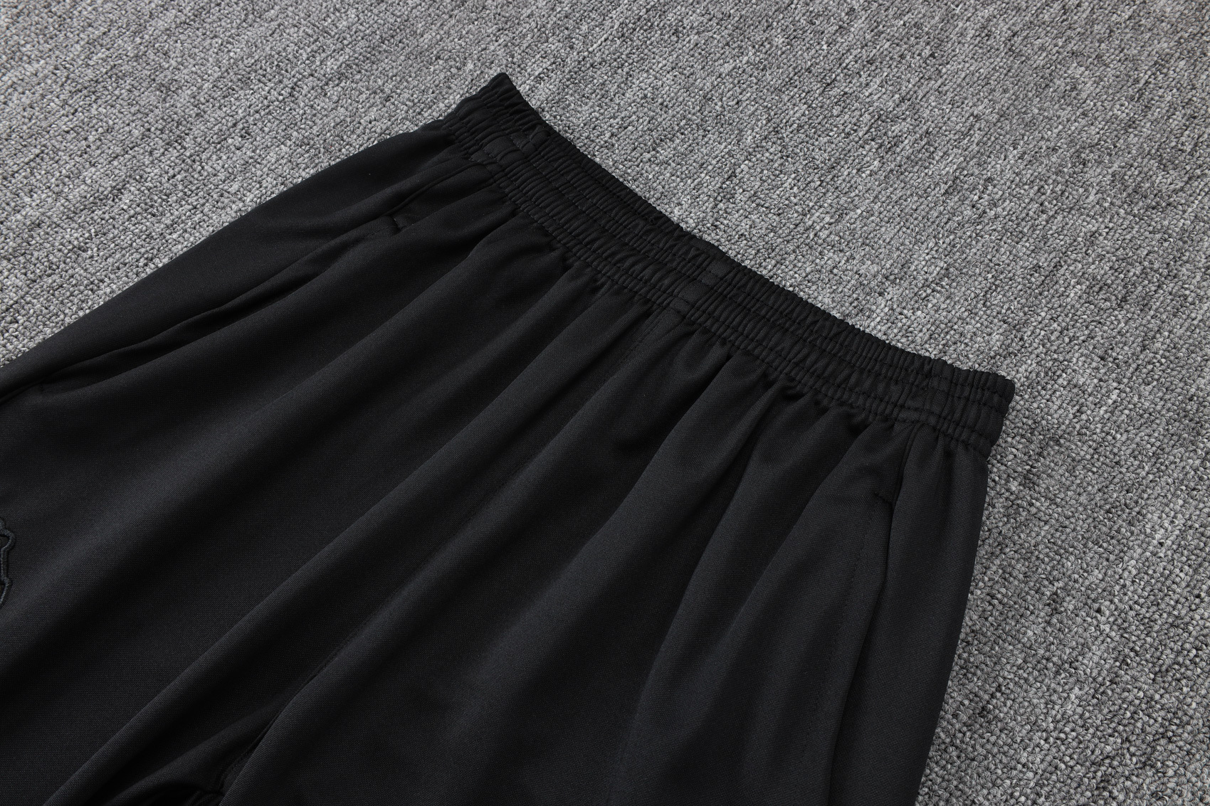 Manchester United Training Kit (Jacket+Pants) Black 2025/26 - Image 5