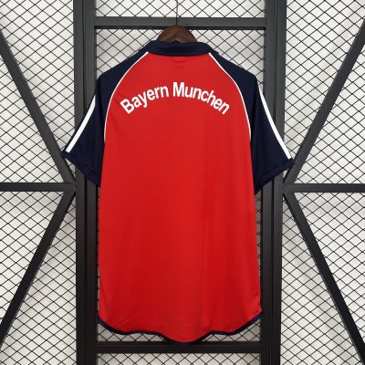 Alternative view of Bayern Munich Retro Jersey Home Soccer Shirt 2000-01