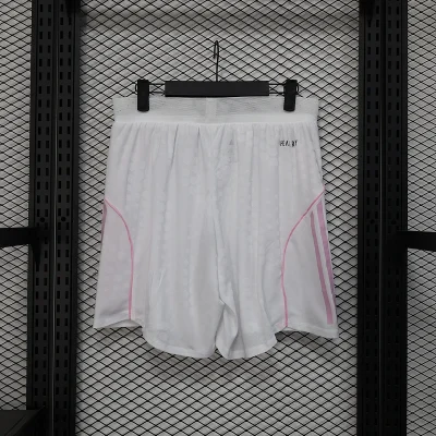 Alternative view of Juventus Soccer Jersey Pink & White Shorts 2025/26
