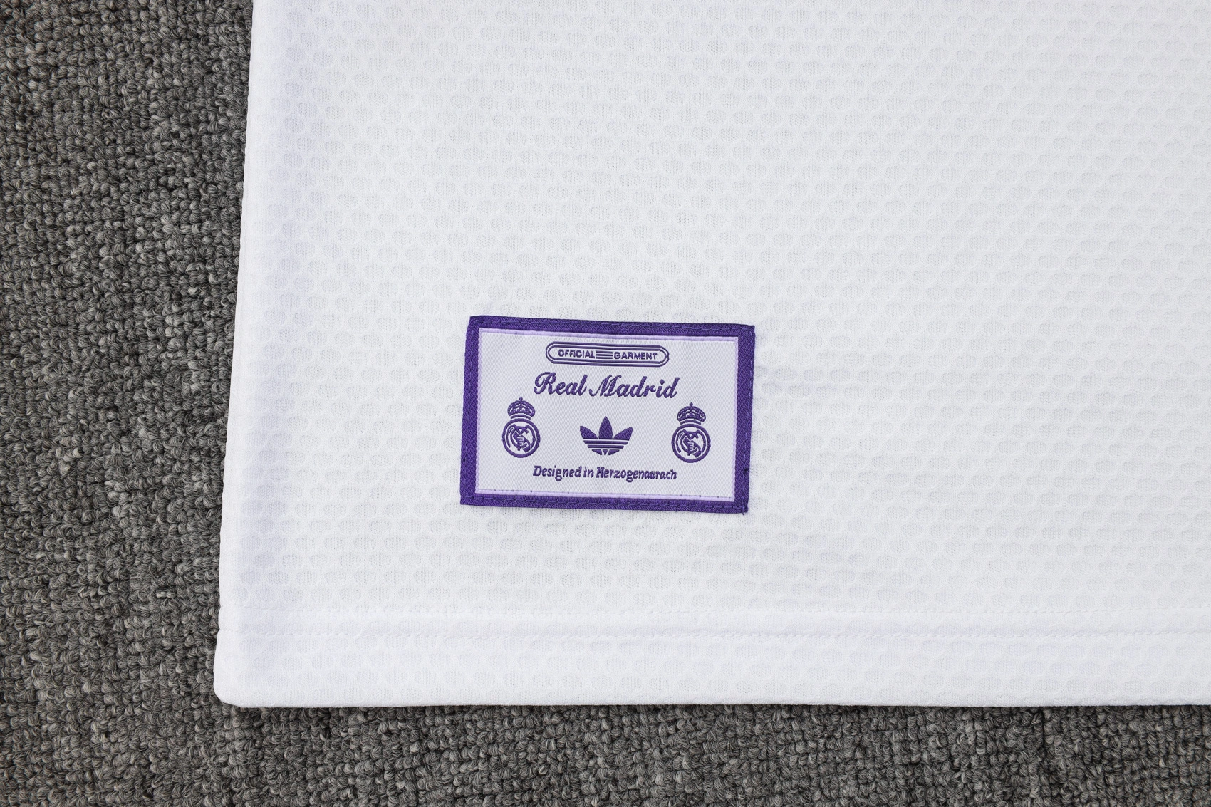 Real Madrid Training Kit (Polo+Pants) White 2025/26 - Image 5