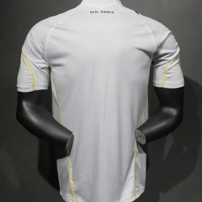 Alternative view of Real Madrid Retro Jersey Home Soccer Shirt 2009/10