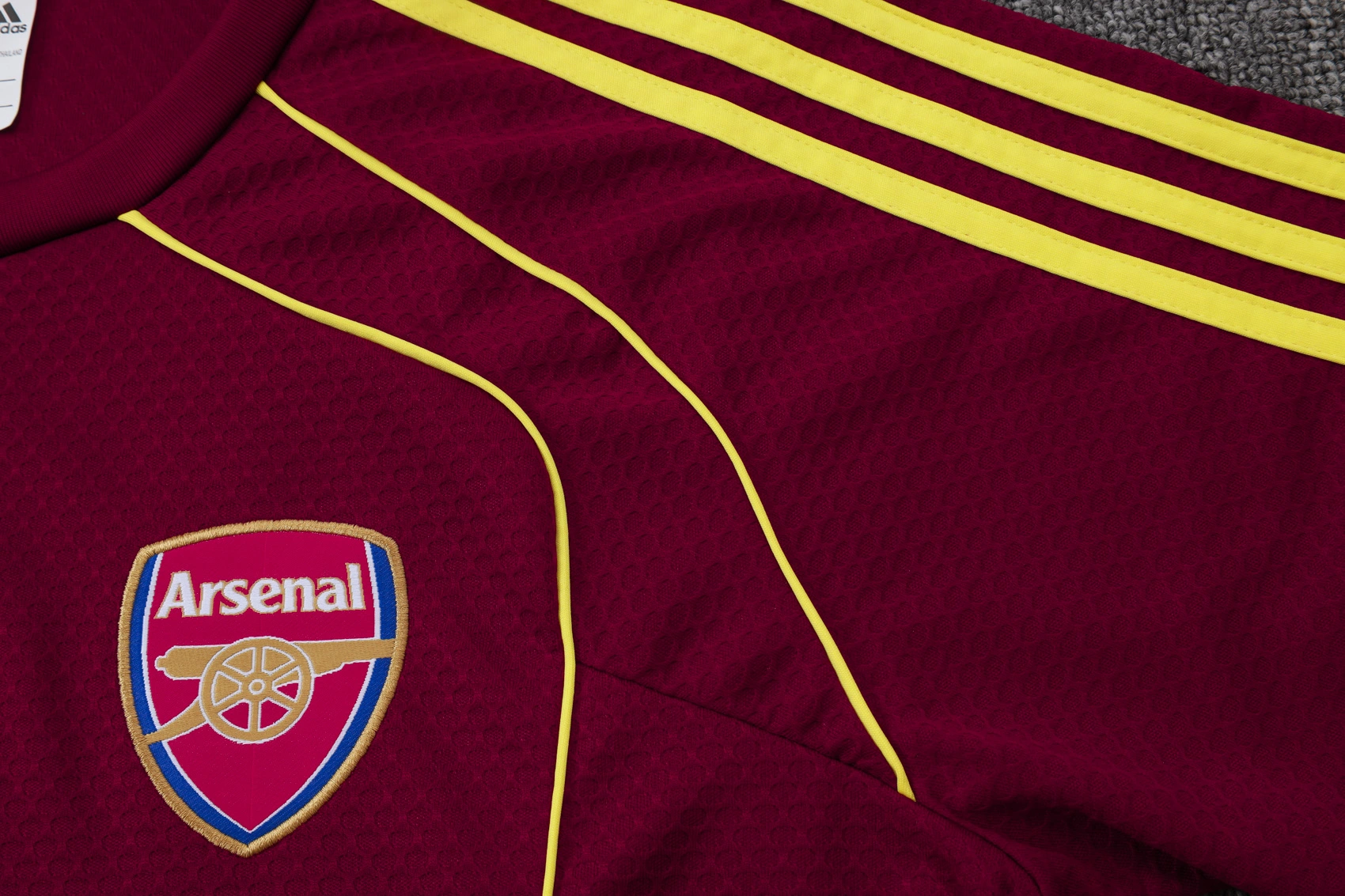 Arsenal Training Jersey Kit Red 2025/26 - Image 6