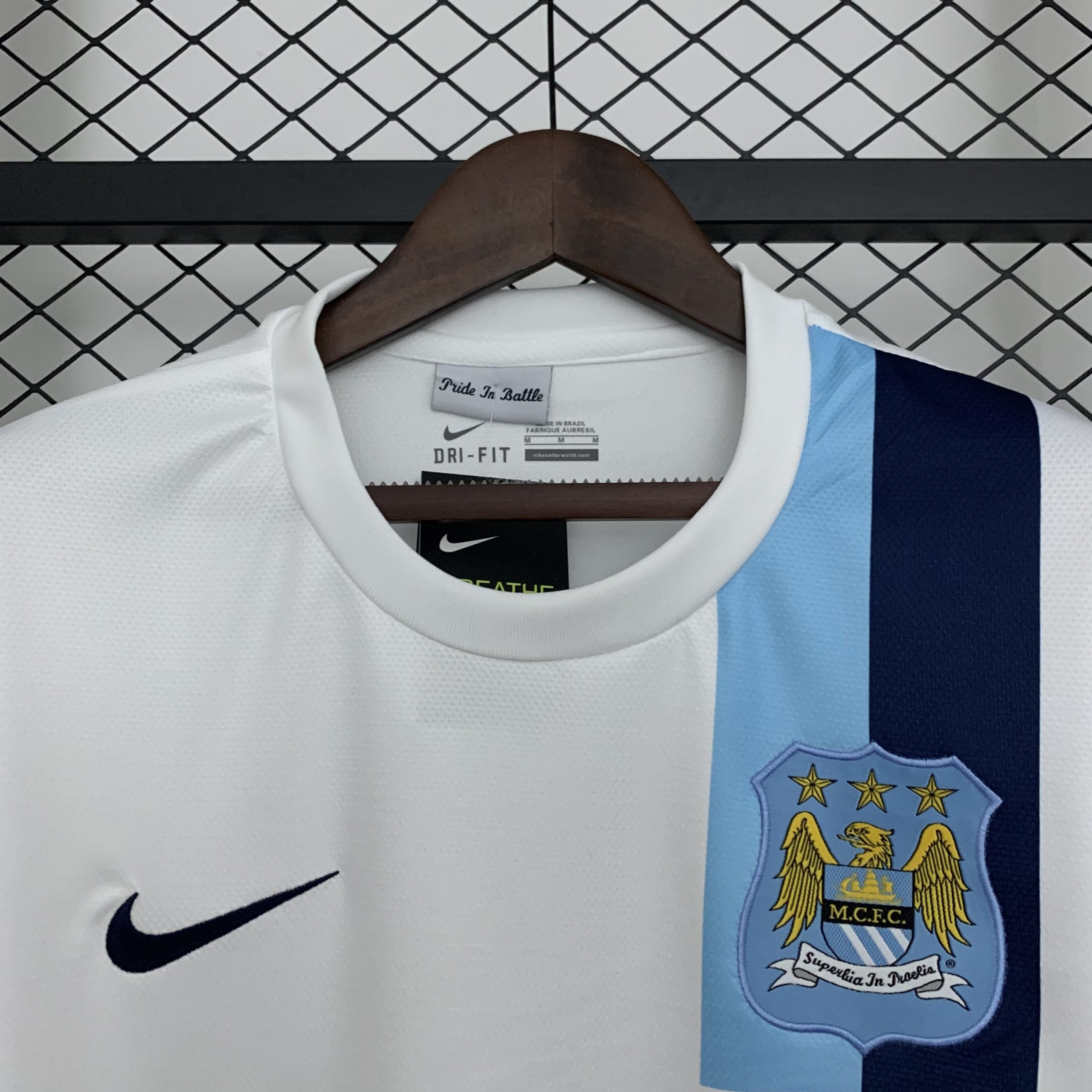 Manchester City Retro Third Away Football Jersey Shirt 2013/14 - Image 3