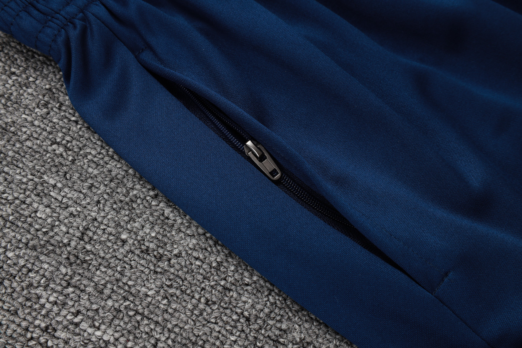 Inter Milan Sleeveless Training Kit Gray 2025/26 - Image 3