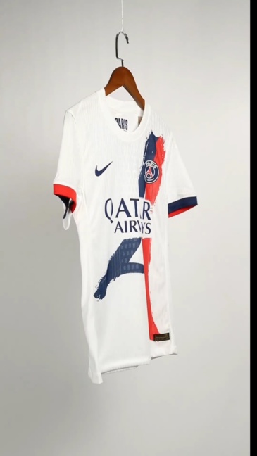 Soccer Jersey PSG Away Shirt 2024/25 - Image 2