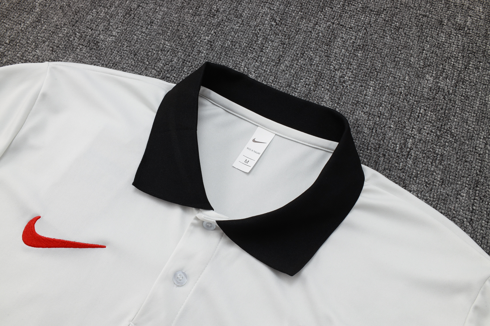 Liverpool Training Kit (Polo+Pants) White 2025/26 - Image 3