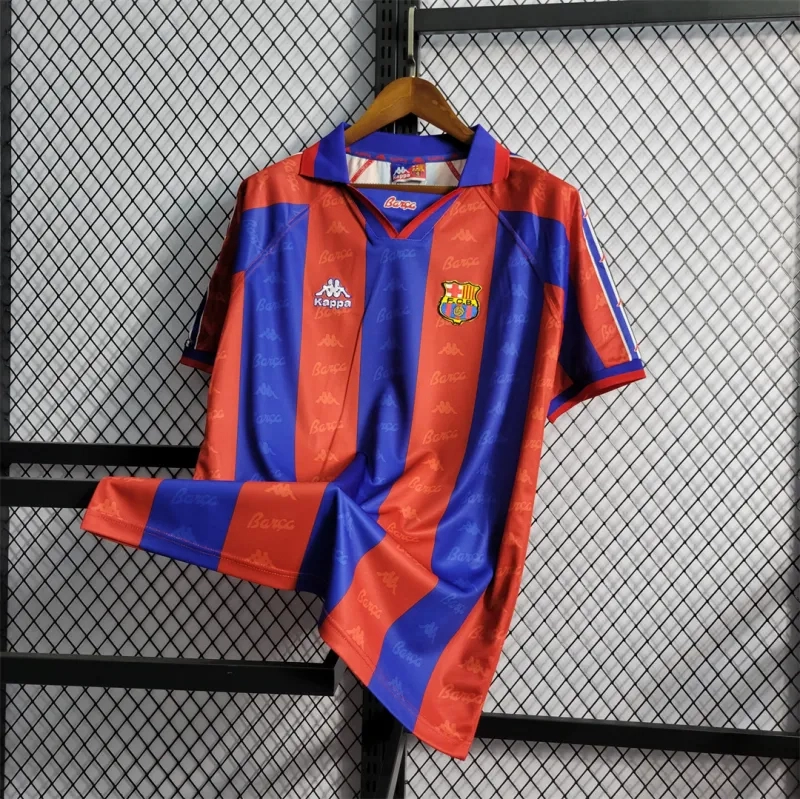 Barcelona Retro Jersey Home Soccer Shirt 1996-97 - Image 4