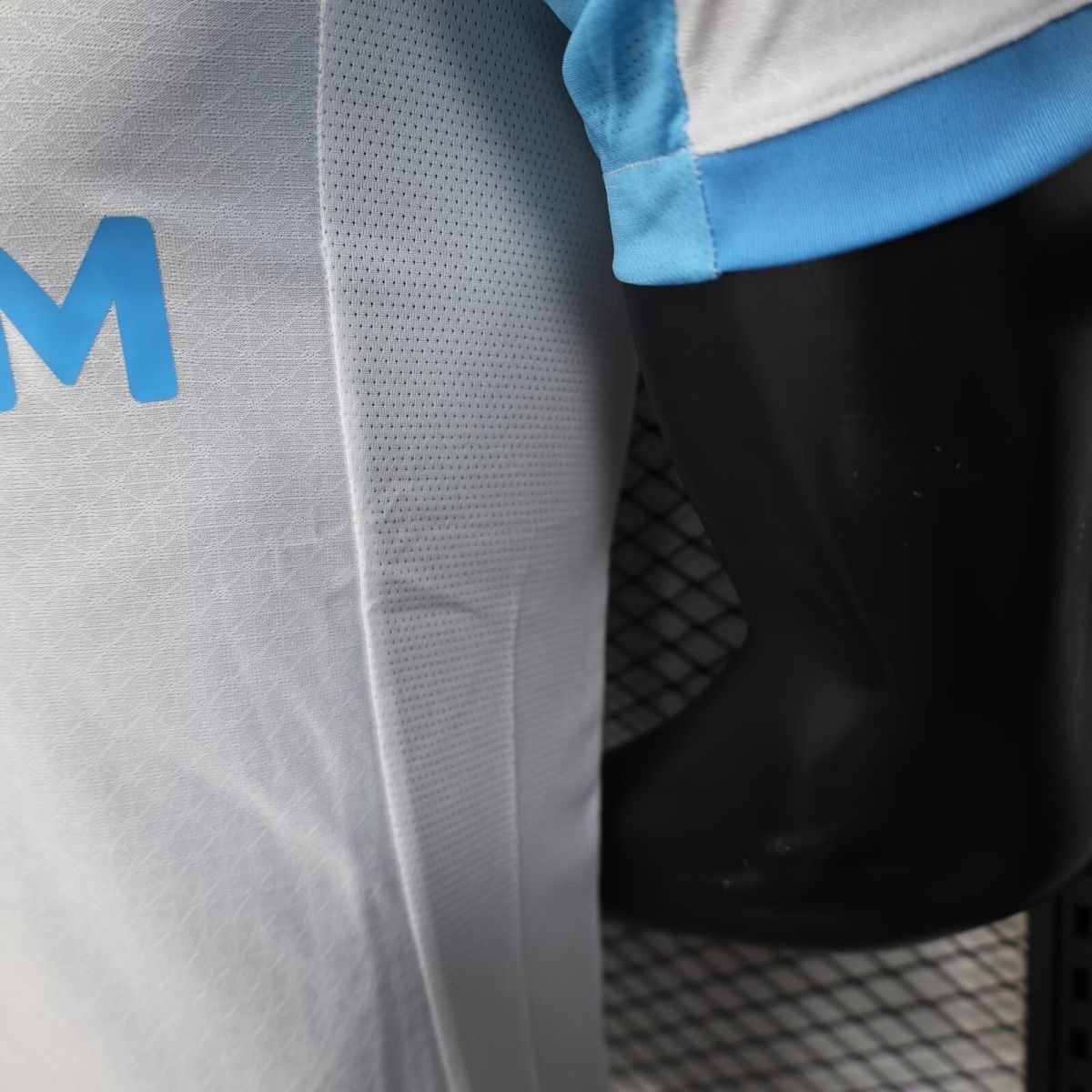 Marseille Soccer Jersey Home Shirt 2025/26 - Image 6