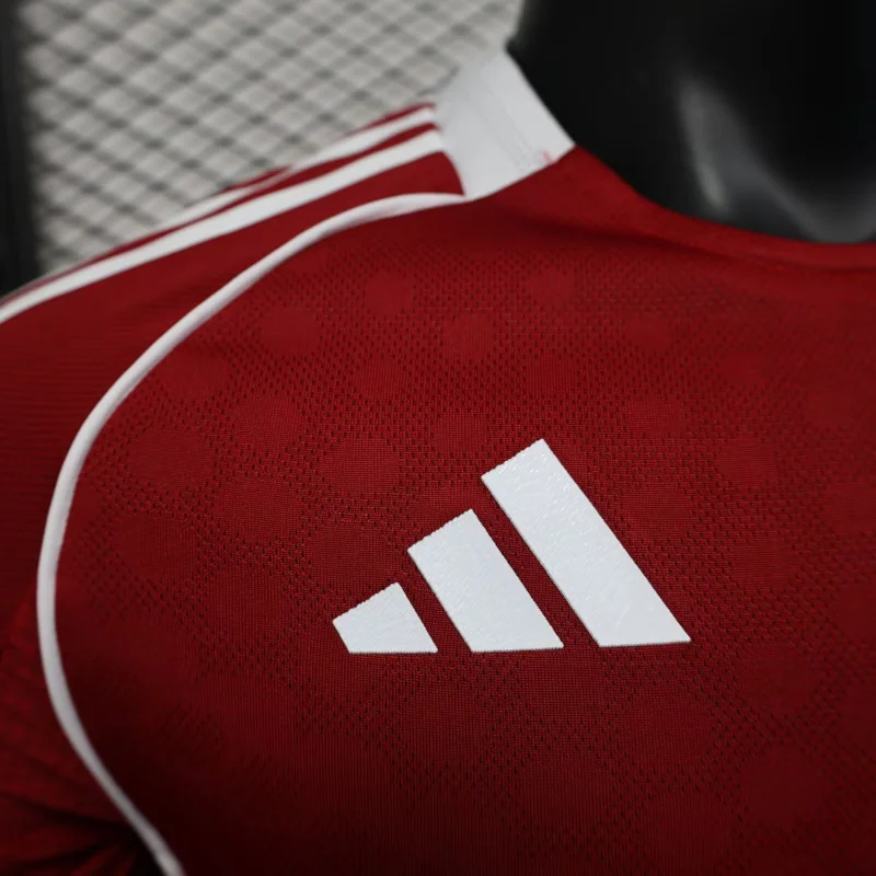 Liverpool Football Jersey Home Shirt 2025/26 - Image 4