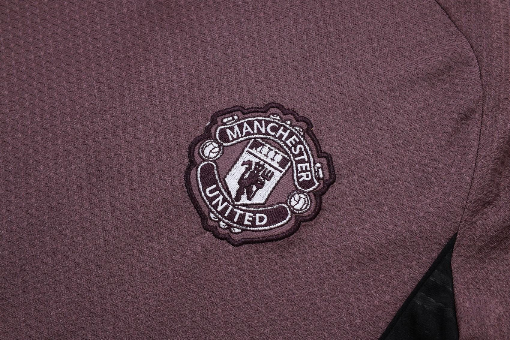 Manchester United Training Jersey Kit Purple 2025/26 - Image 6