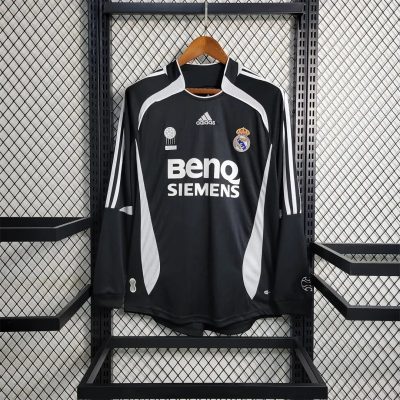 Real Madrid Retro Jersey Away Long Sleeve Custom Soccer Shirt 2006/07