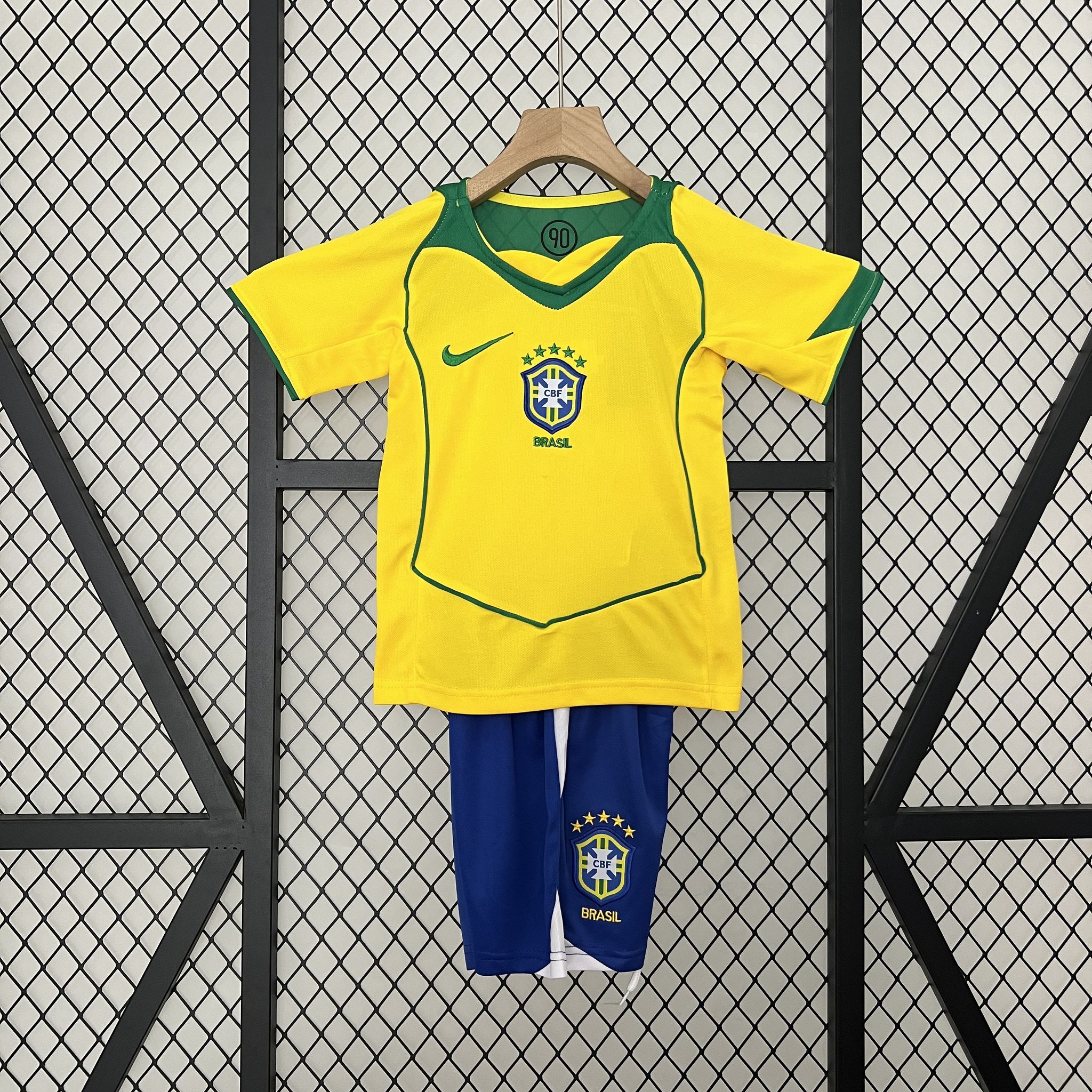 Brazil Retro Jersey Home Uniform Kids Kit Jersey+Shorts 2004