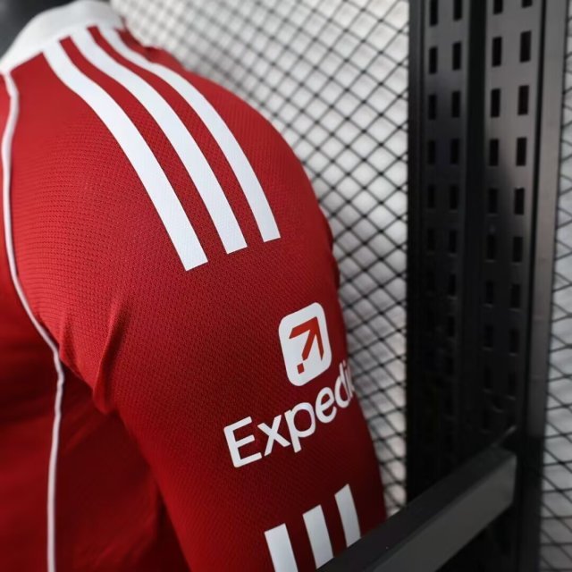 Liverpool Football Jersey Home Long Sleeve Shirt 2025/26 - Image 5