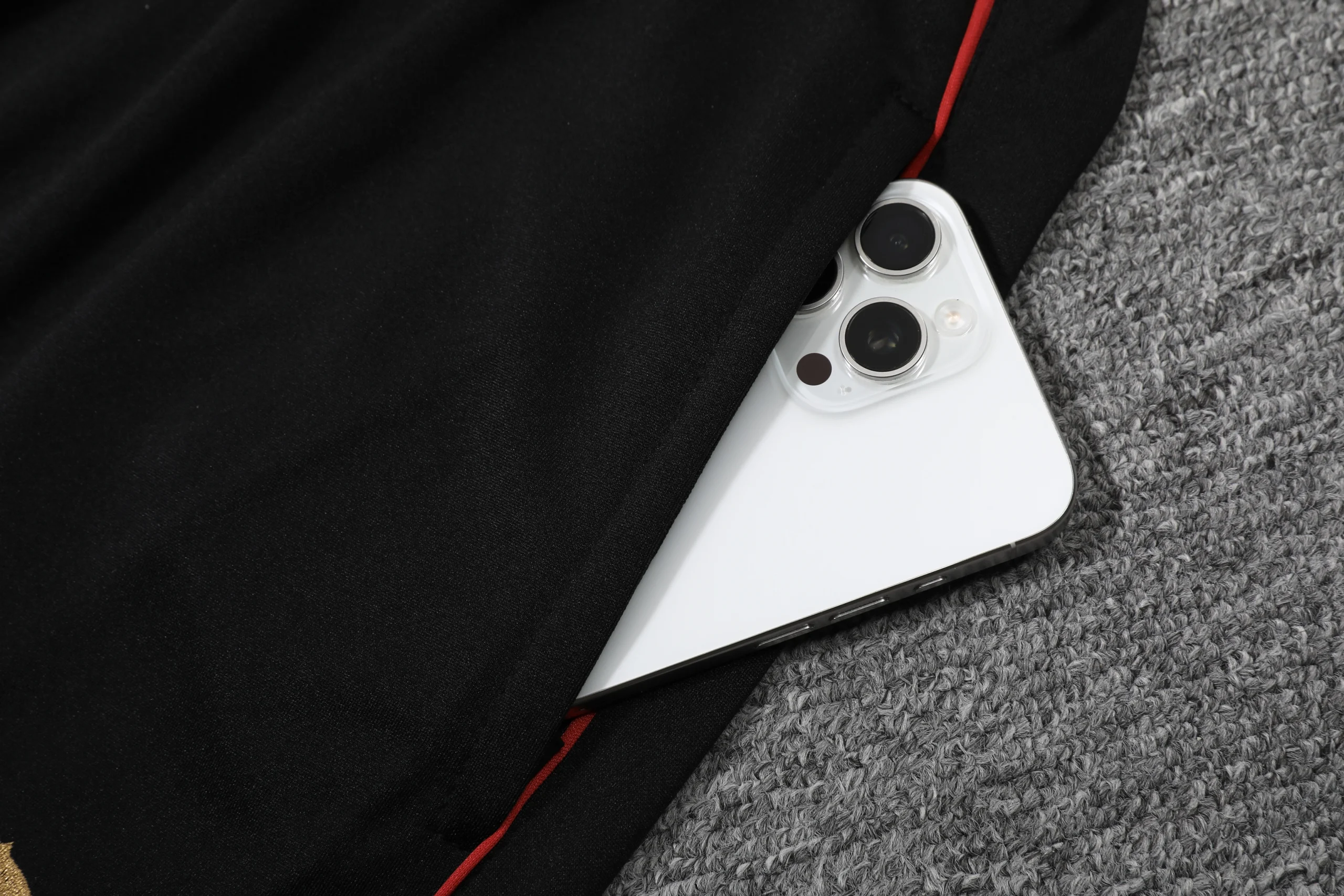 AC Milan Training Kit (Polo+Pants) Black 2025/26 - Image 3