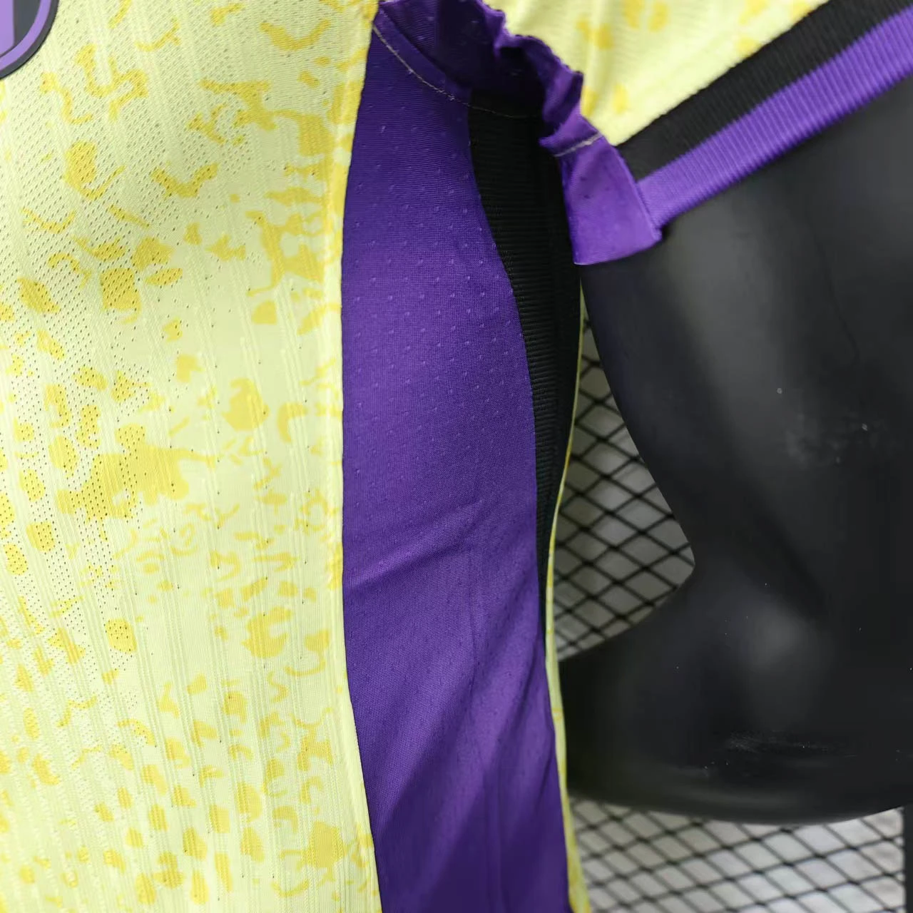 Football Jersey Barcelona Special Edition Shirt 2024/25 - Image 6