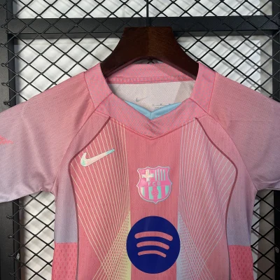 Alternative view of Barcelona Pink Special Edition Soccer Kids Kit Jersey+Shorts 2025/26
