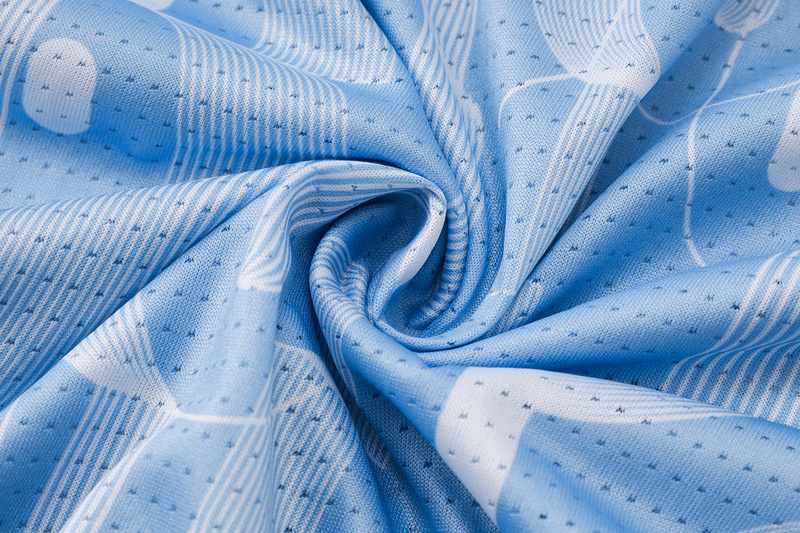 Manchester City Sleeveless Training Jersey Kit Light Blue 2025/26 - Image 4