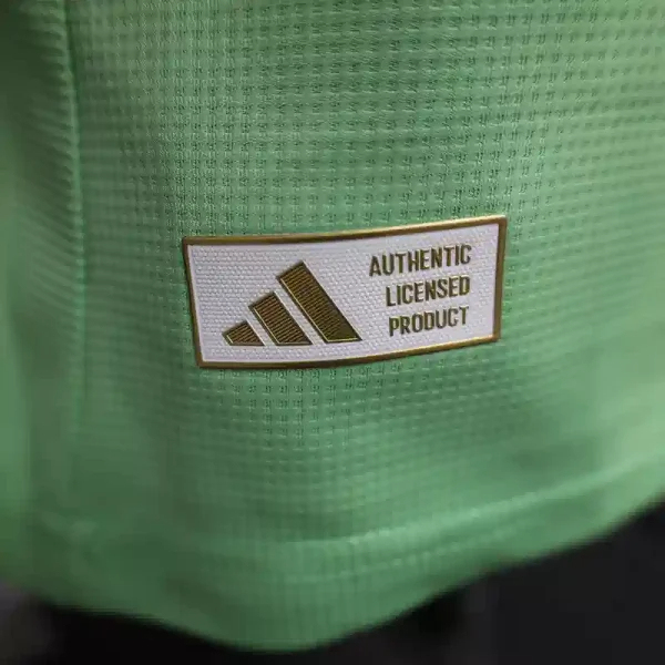 Liverpool Football Jersey Green Goalkeeper Shirt 2025/26 - Image 4