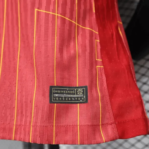 Liverpool Football Jersey Home Shirt 2024/25 - Image 4