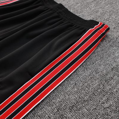 Alternative view of Manchester United Training Kit (Sweatshirt+Pants) Black 2025/26