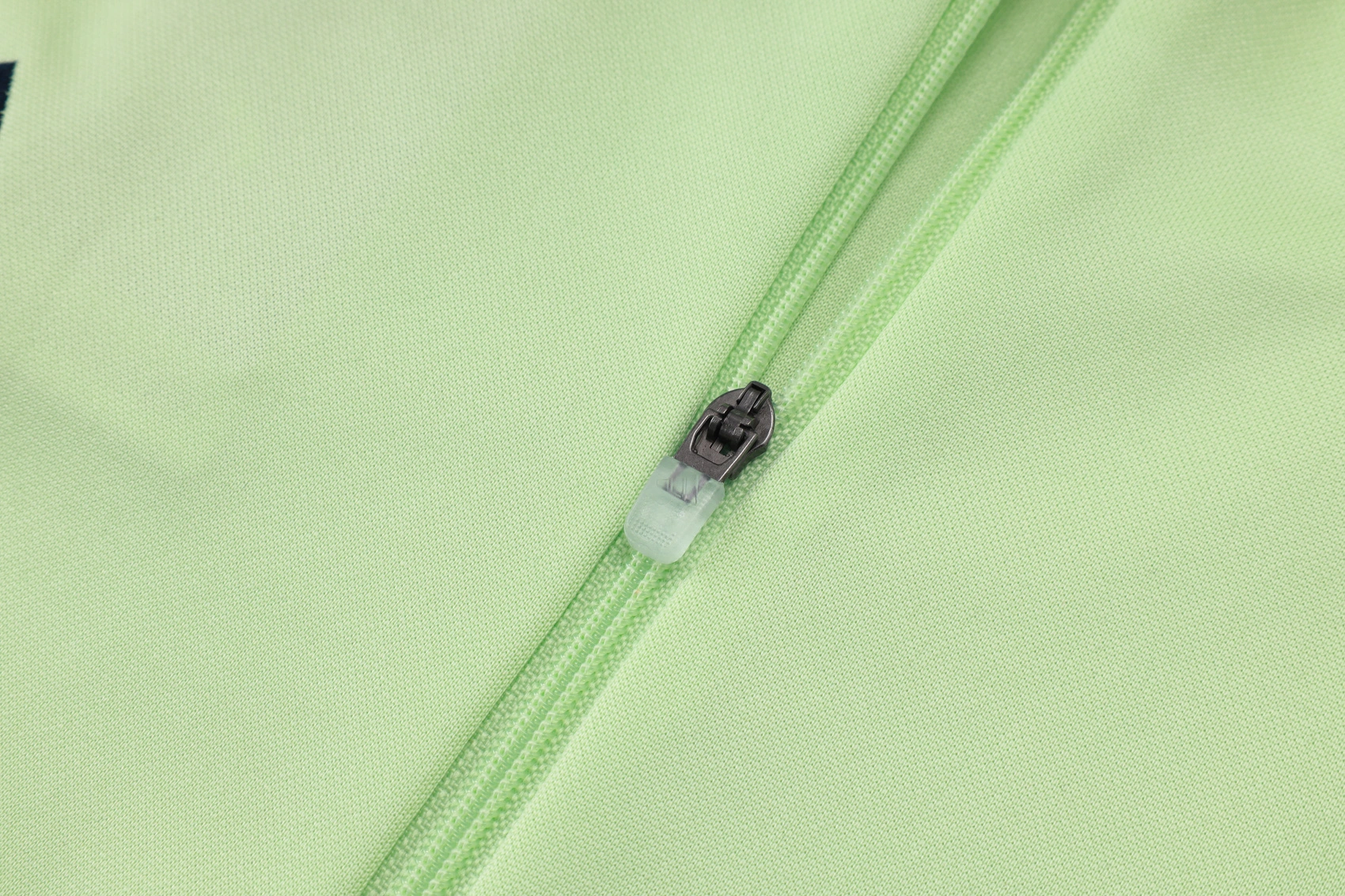 Real Madrid Training Kit (Sweatshirt+Pants) Light Green 2025/26 - Image 6