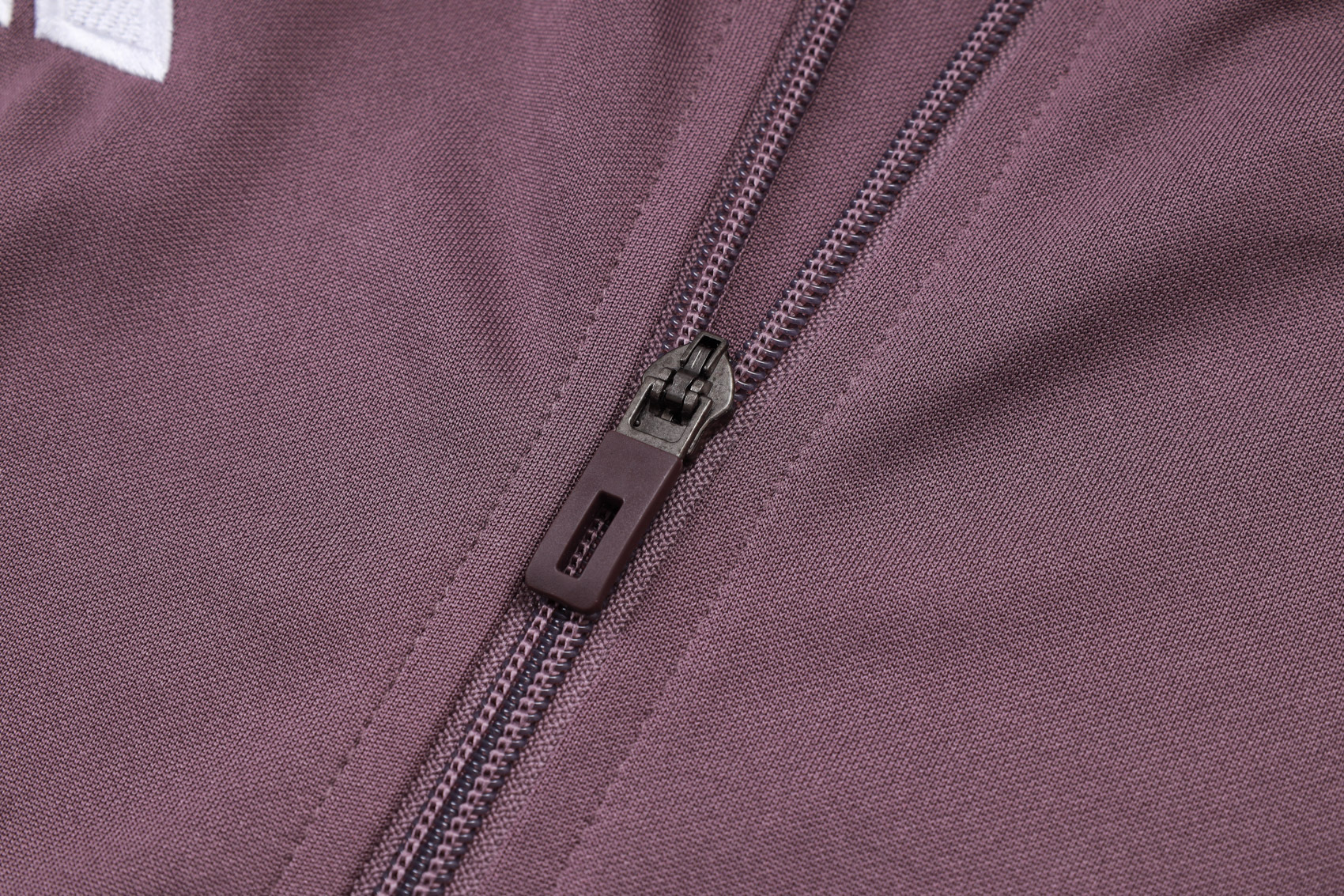 Manchester United Training Kit (Jacket+Pants) Grayish Purple 2025/26 - Image 5