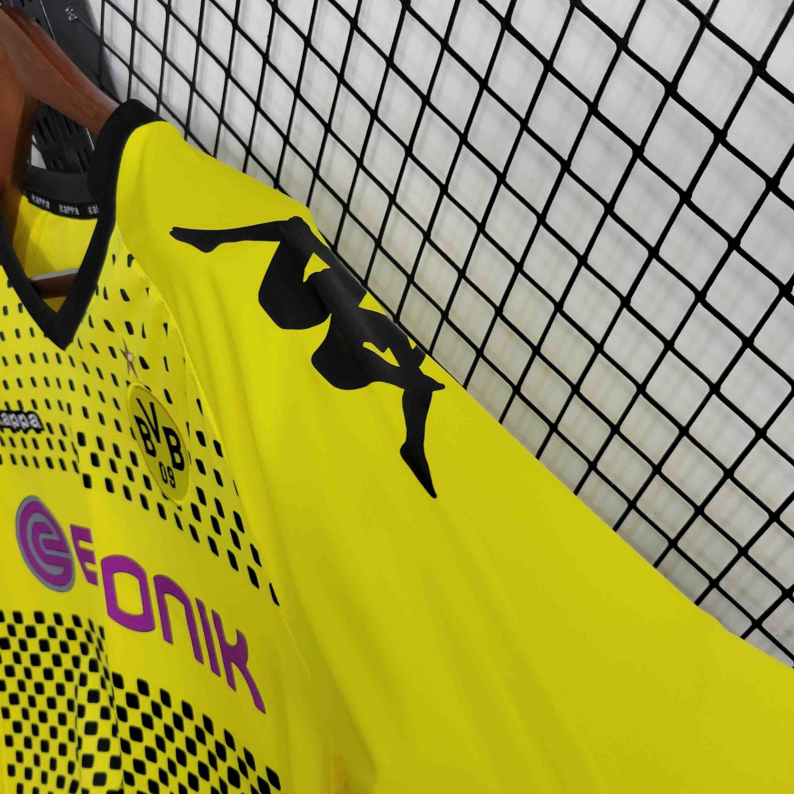 Borussia Dortmund Retro Jersey Home Soccer Shirt 2011/12 - Image 5