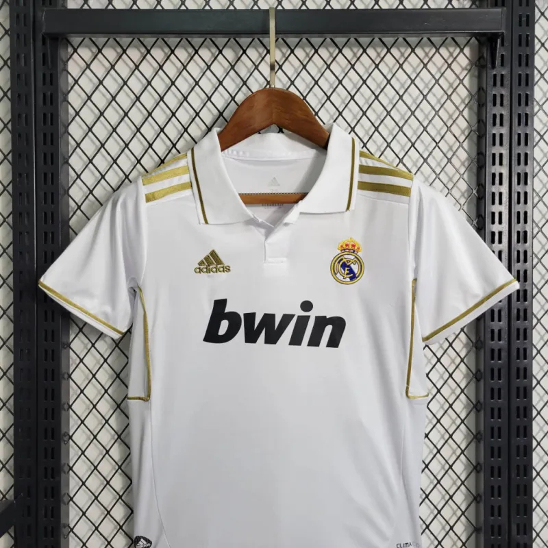 Real Madrid Retro Jersey Home Kids Kit Jersey+Shorts 2011/12 - Image 6