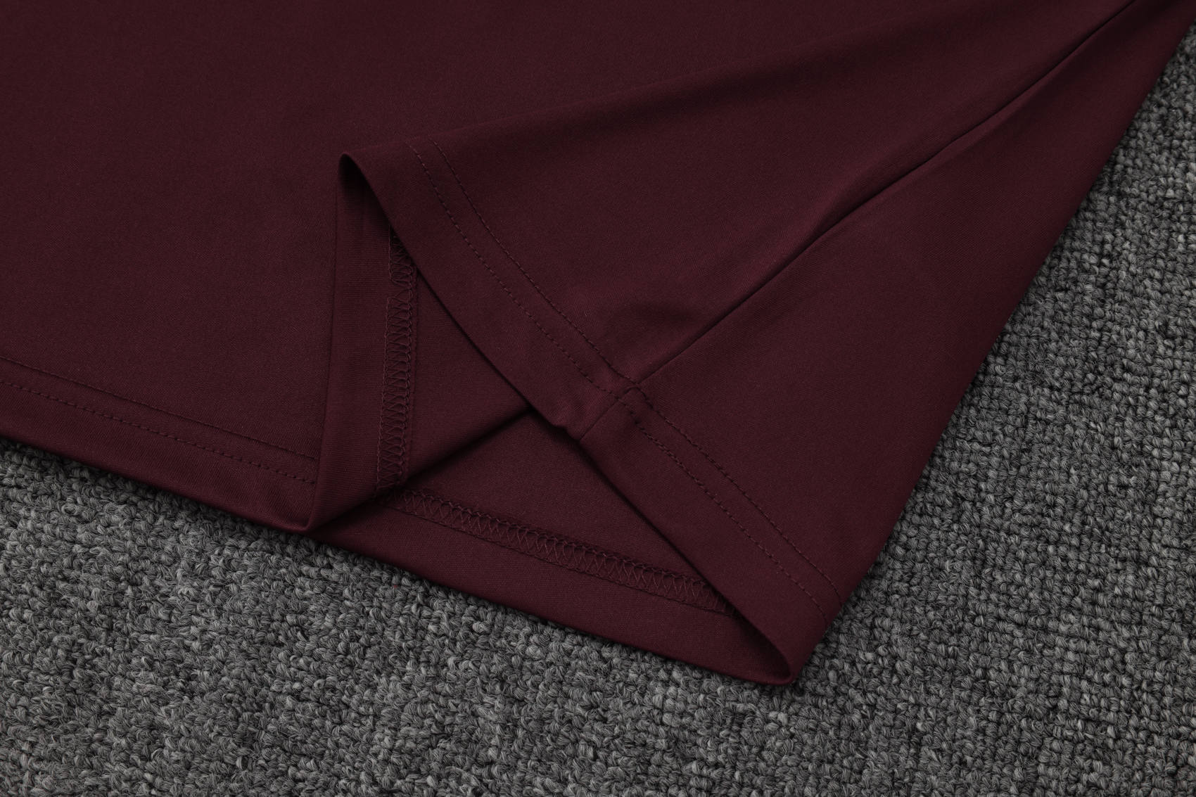 Bayern Munich Sleeveless Training Kit Red 2025/26 - Image 5